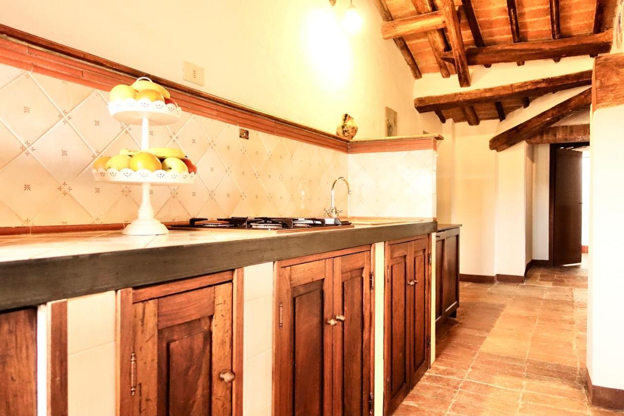 Villa Buonsignori - Wine & Olive Oil Farm Corsano  Екстериор снимка